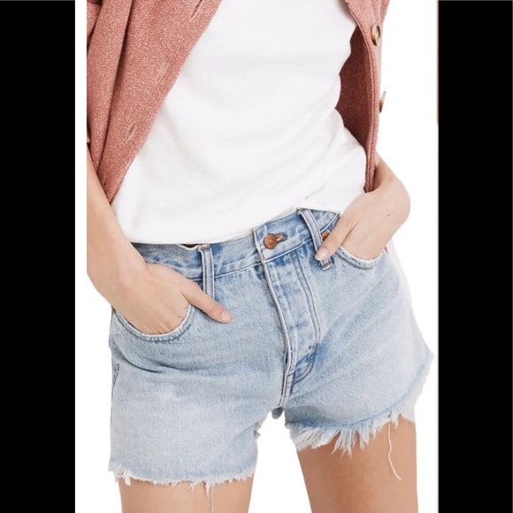 Madewell Pants - 💥PRICE DROP💥 Relaxed Denim Shorts*